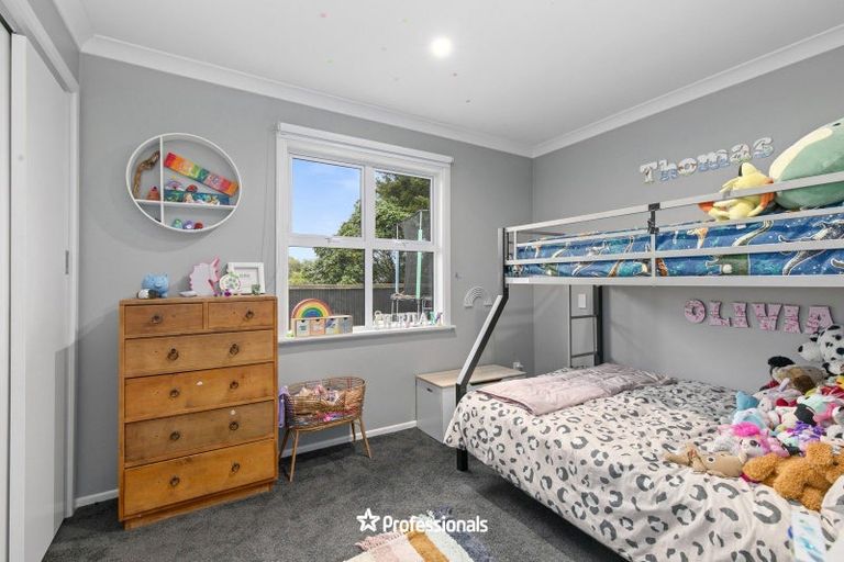 Photo of property in 42 Mountbatten Grove, Clouston Park, Upper Hutt, 5018