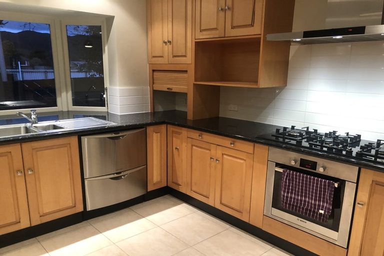 Photo of property in 80 Queens Grove, Hutt Central, Lower Hutt, 5010