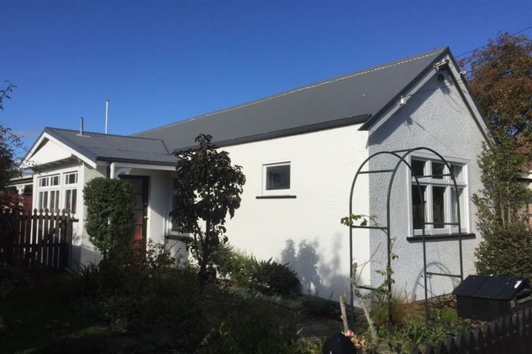 Photo of property in 30 Montrose Street, Sydenham, Christchurch, 8023