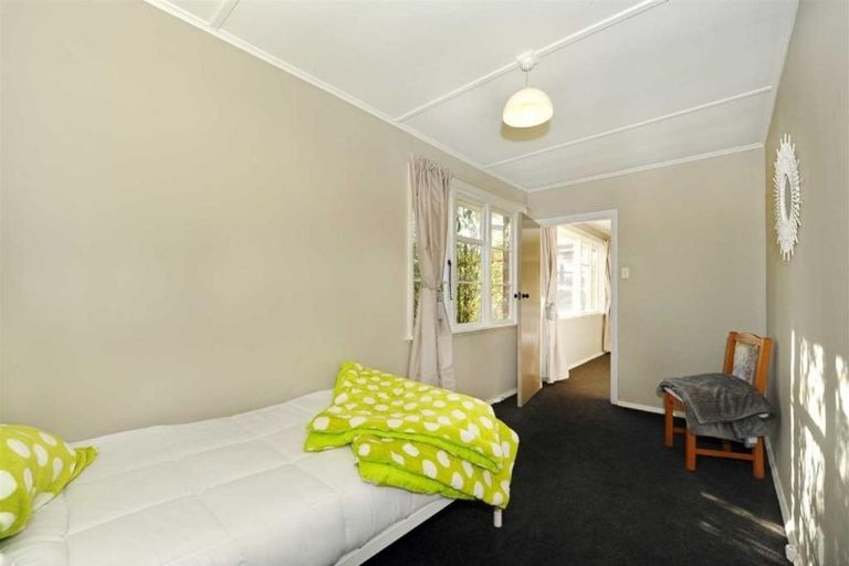 Photo of property in 28 Avro Crescent, Hornby, Christchurch, 8042