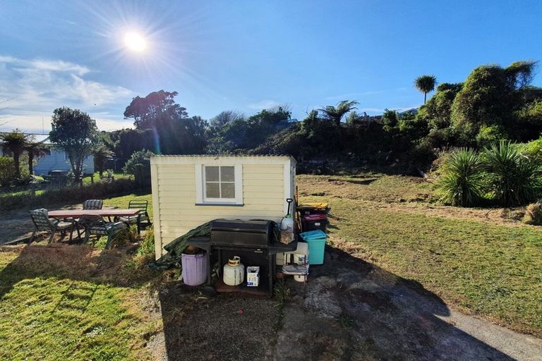 Photo of property in 9 Mckane Place, Cobden, Greymouth, 7802