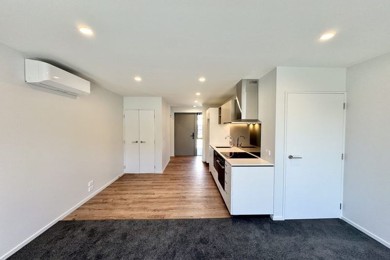 Photo of property in 4/6a Taramea Place, Addington, Christchurch, 8024