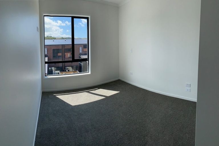 Photo of property in 50 Pennant Street, Long Bay, Auckland, 0630