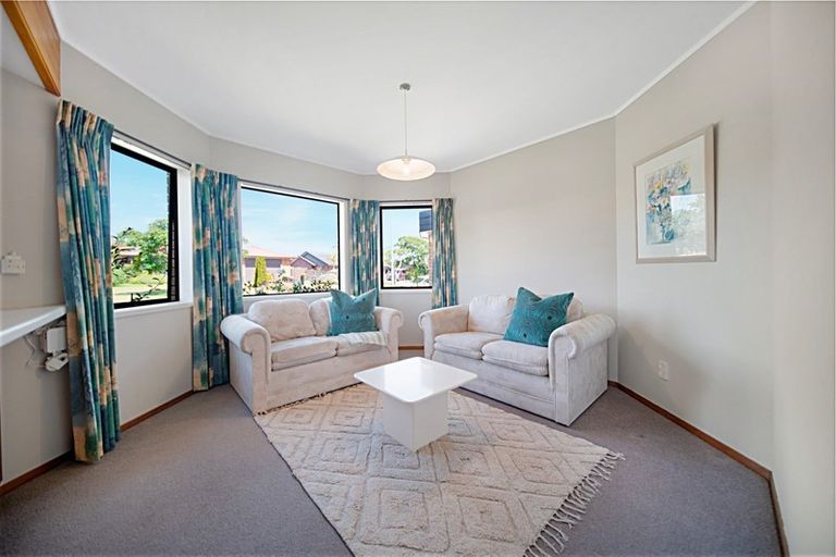 Photo of property in 35 William Bryan Drive, Half Moon Bay, Auckland, 2012