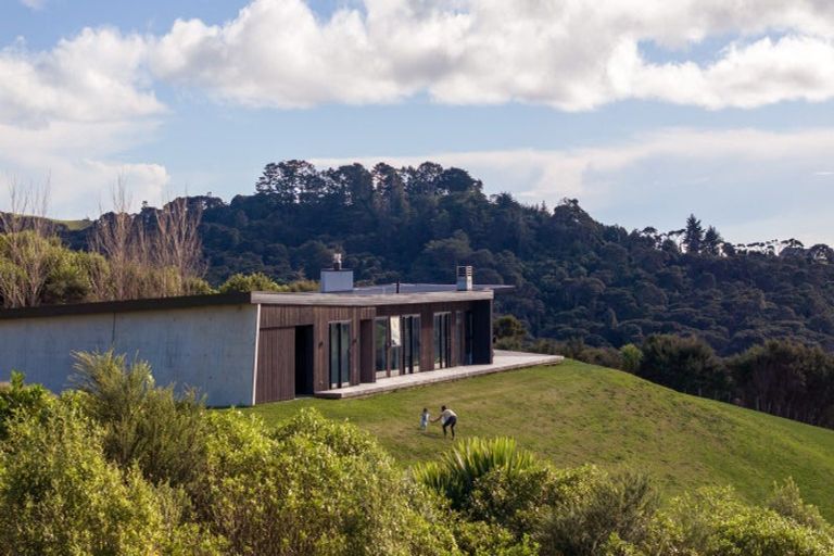 Photo of property in 215b Benseman Road, Raglan, 3296