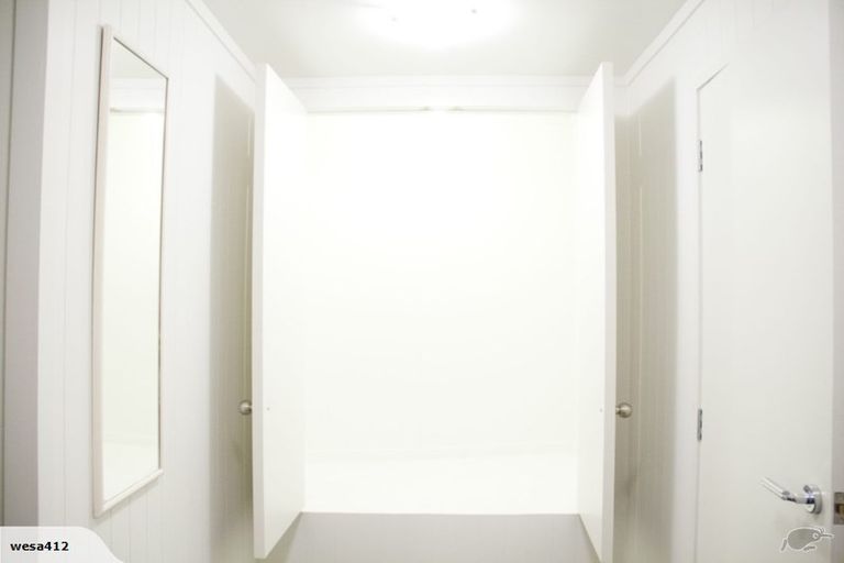 Photo of property in 11 Nea Place, Hillcrest, Auckland, 0627