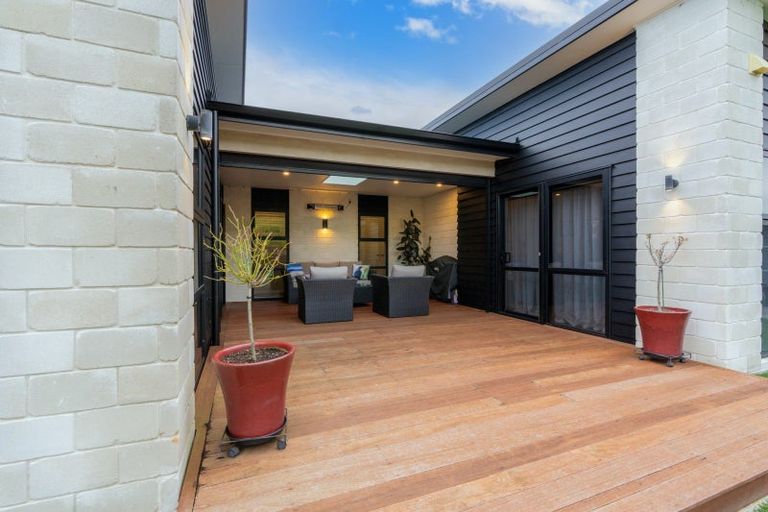 Photo of property in 28 Pinehurst Crescent, Morrinsville, 3300