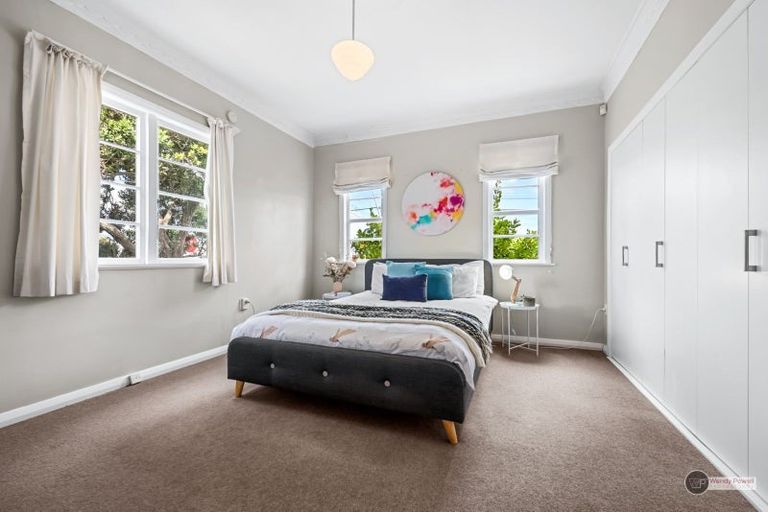 Photo of property in 19 William Street, Petone, Lower Hutt, 5012