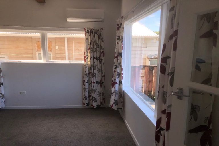 Photo of property in 2/87 Rakau Road, Hataitai, Wellington, 6021