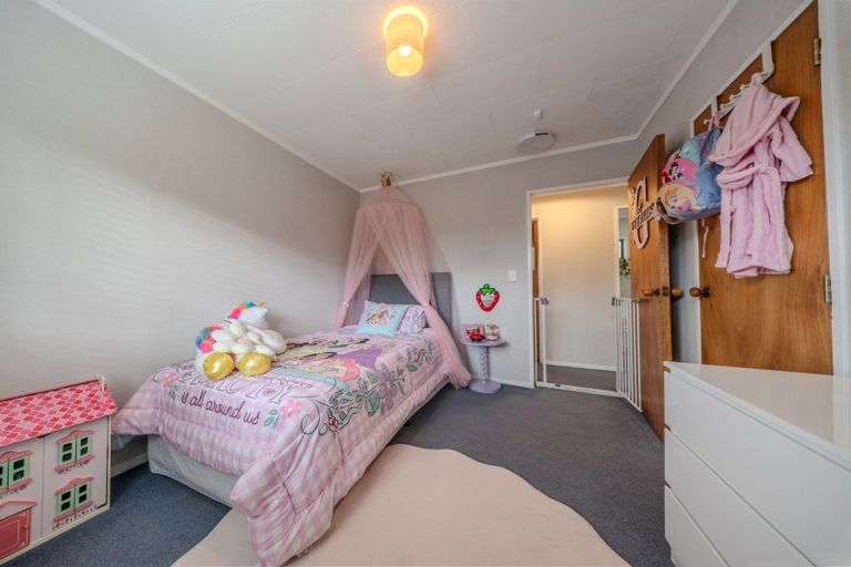Photo of property in 129 Mclean Street, Woodville, 4920