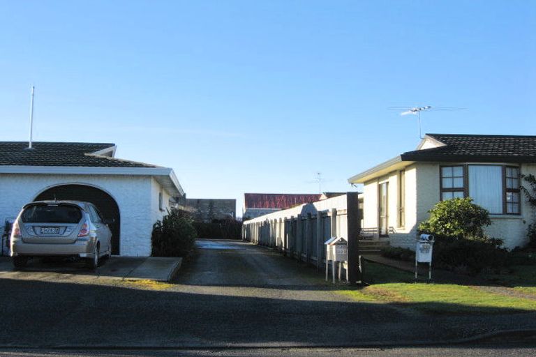 Photo of property in 223a Park Street, Winton, 9720