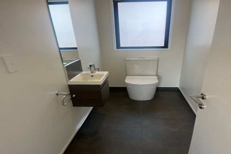 Photo of property in 31 Weaver Street, Woodend, 7691