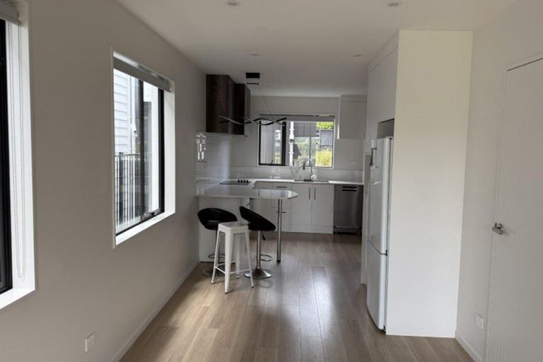 Photo of property in 4/3 Walsh Road, Wainui, 0932