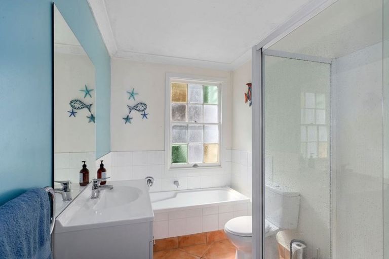 Photo of property in 268 Spur Road, Stillwater, Silverdale, 0993