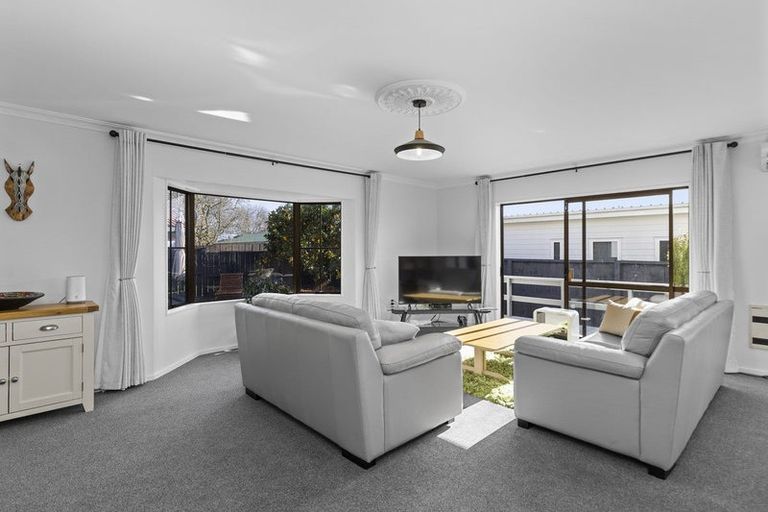 Photo of property in 36b Clare Street, Cambridge, 3434