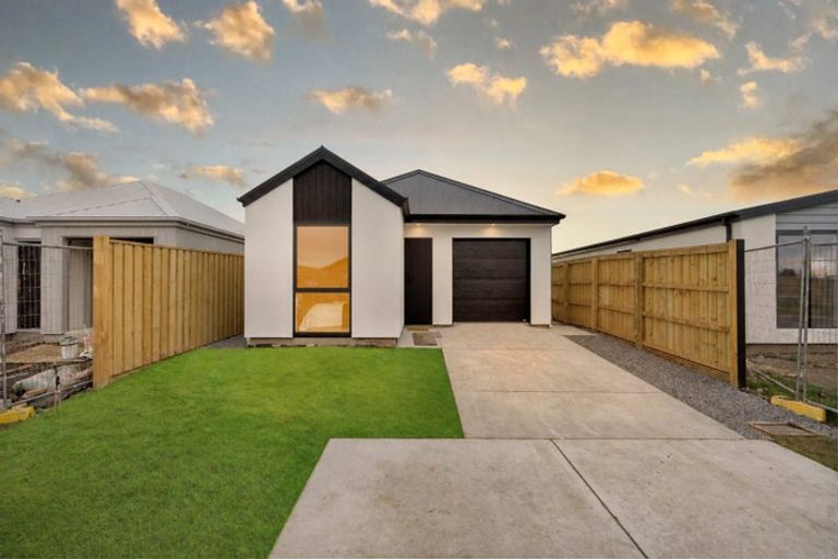 Photo of property in 26 Cunningham Street, Rangiora, 7400
