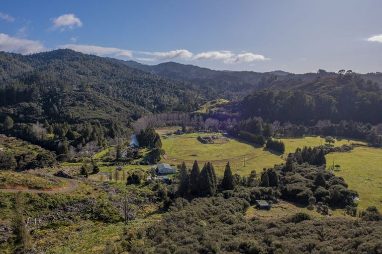 Photo of property in 1878 The 309 Road, Kaimarama, Whitianga, 3591