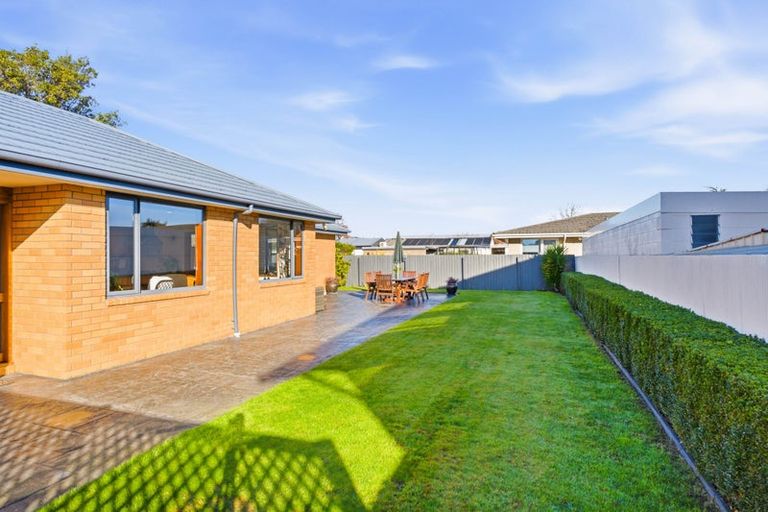 Photo of property in 12a Prossers Road, Saint Martins, Christchurch, 8022