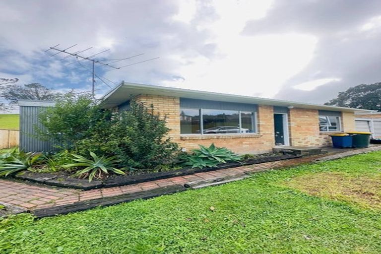 Photo of property in 2/43 Stott Avenue, Birkdale, Auckland, 0626