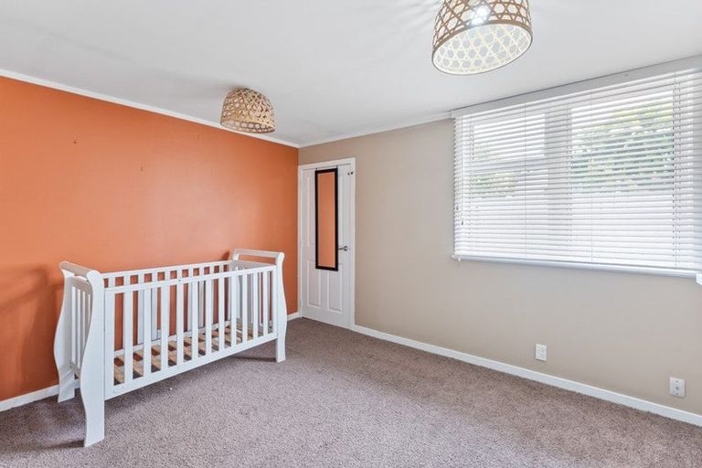 Photo of property in 116 Seaview Road, Paraparaumu Beach, Paraparaumu, 5032