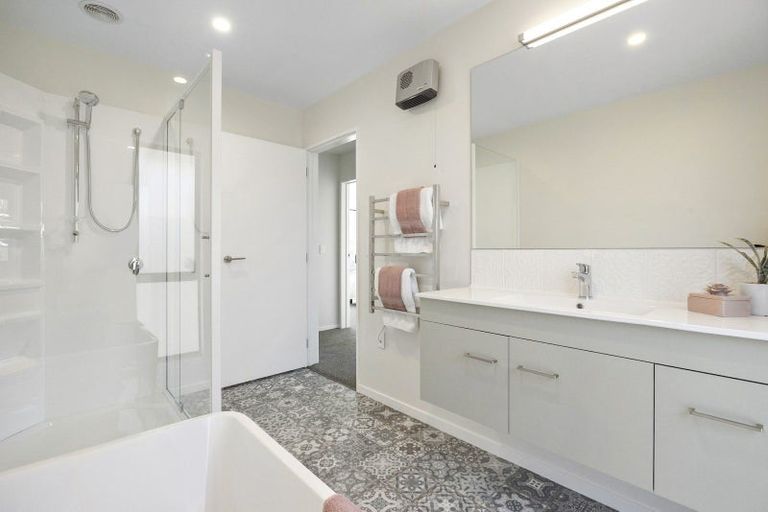 Photo of property in 8 Magnolia Lane, Mosgiel, 9024