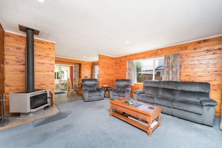 Photo of property in 12a Carthew Street, Feilding, 4702