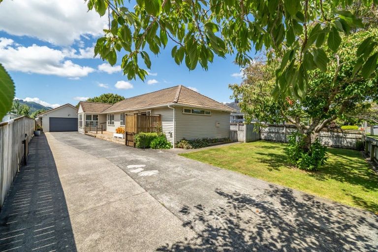 Photo of property in 11 Thackeray Street, Trentham, Upper Hutt, 5018