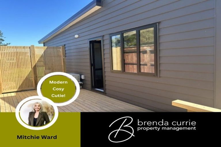 Photo of property in 29 Chadwick Place, Highbury, Palmerston North, 4412