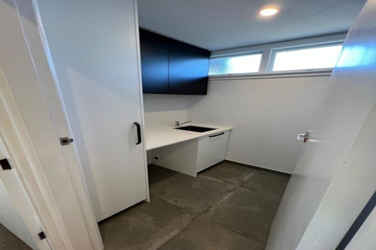 Photo of property in 5 Kenwyn Avenue, St Albans, Christchurch, 8052