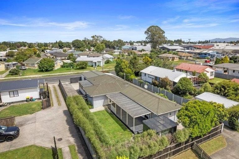 Photo of property in 83 Bryant Road, St Andrews, Hamilton, 3200