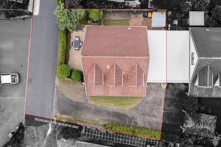 Photo of property in 1/34 Takapu Street, Henderson, Auckland, 0612