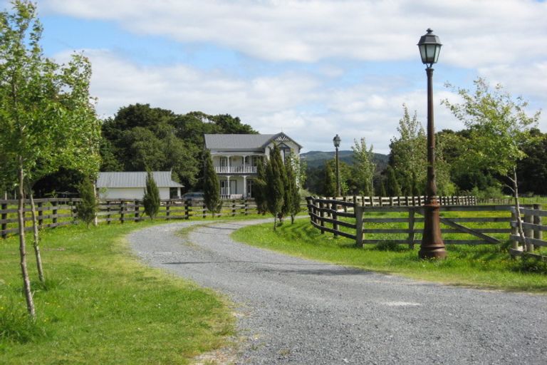 Photo of property in 383 Kaipara Flats Road, Kaipara Flats, Warkworth, 0981