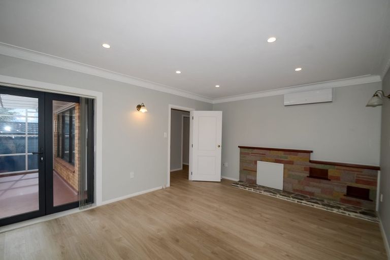 Photo of property in 672 Pakuranga Road, Howick, Auckland, 2010