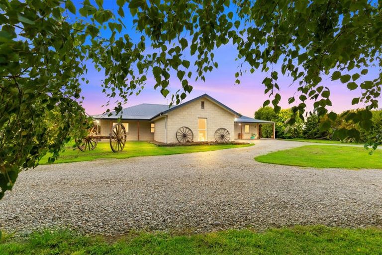 Photo of property in 2162 North Eyre Road, West Eyreton, Rangiora, 7475