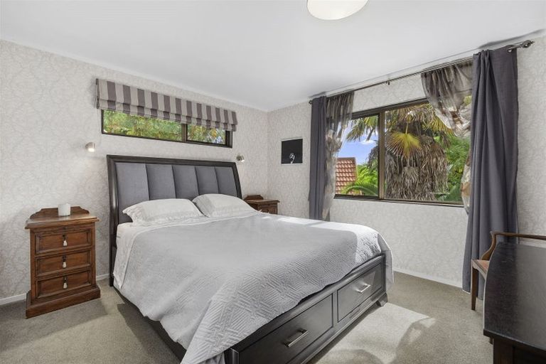 Photo of property in 77 Resolution Road, Welcome Bay, Tauranga, 3112