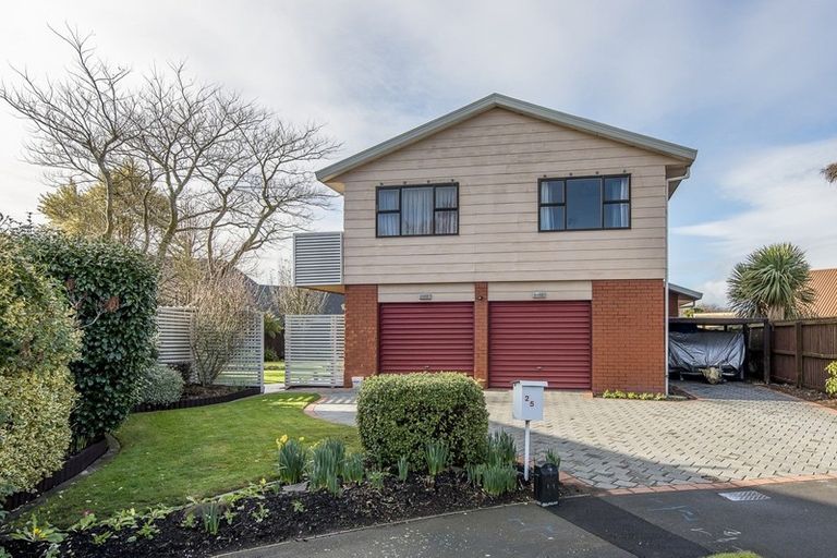 Photo of property in 25 Mendip Place, Casebrook, Christchurch, 8051