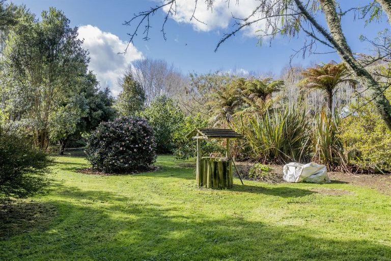 Photo of property in 222 Gladstone Road, Levin, 5571