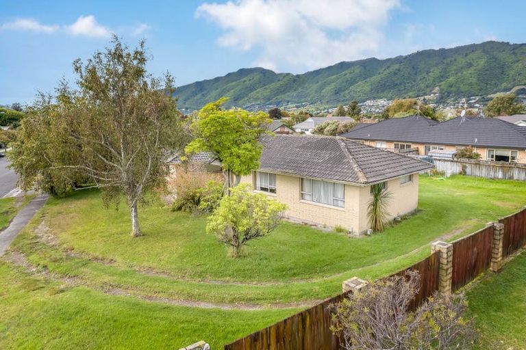 Photo of property in 72 Belvedere Avenue, Waikanae, 5036