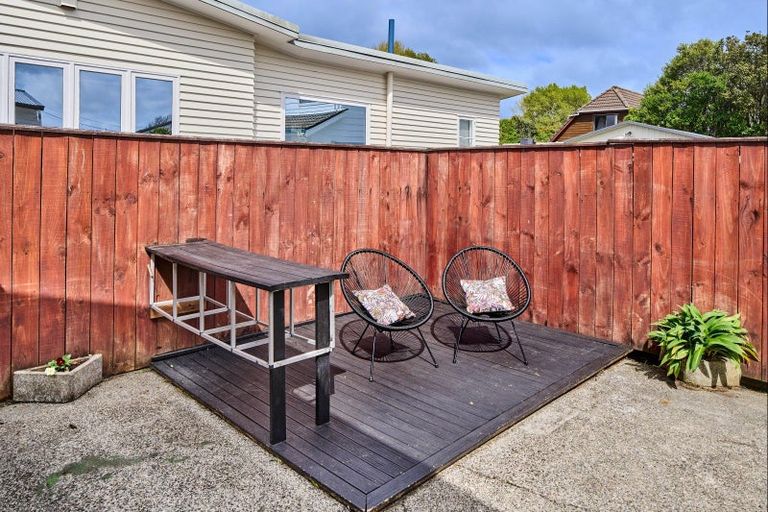 Photo of property in 10 Avon Street, Waterloo, Lower Hutt, 5011
