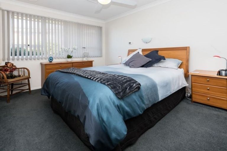 Photo of property in 1/20 Dowling Place, Pakuranga, Auckland, 2010