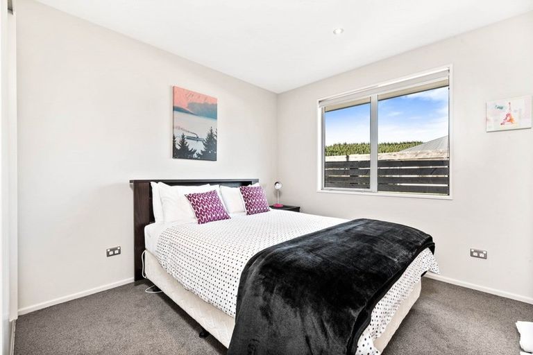 Photo of property in 5 Sunnyside Lane, Wanaka, 9305