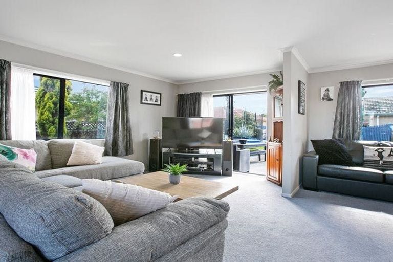 Photo of property in 50d Takanini School Road, Takanini, 2112