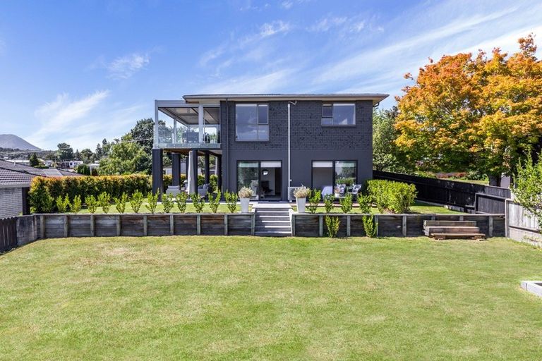 Photo of property in 5 Otupai Street, Two Mile Bay, Taupo, 3330