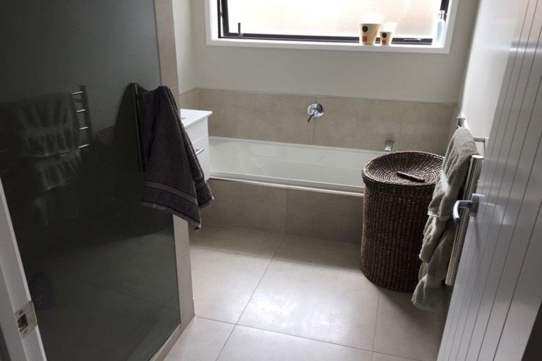 Photo of property in 129 Isabella Drive, Pukekohe, 2120