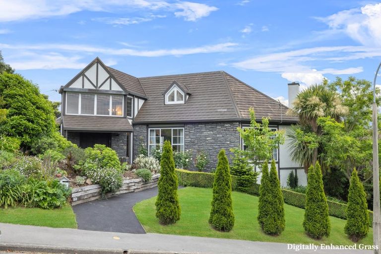 Photo of property in 2 Bengal Drive, Cashmere, Christchurch, 8022