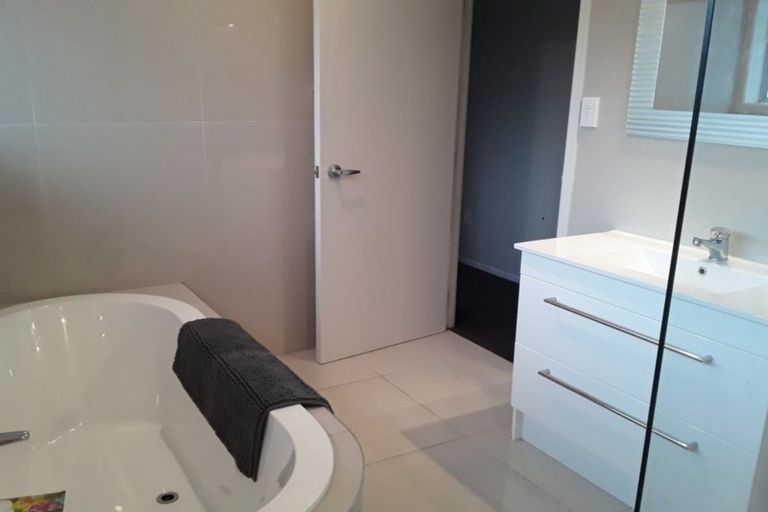 Photo of property in 19 Gaylands Place, Opaheke, Papakura, 2113