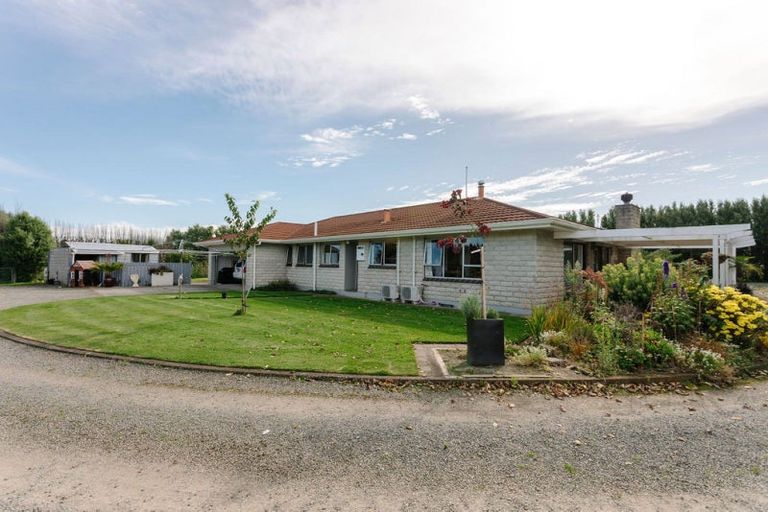 Photo of property in 47 Laws Road, Dannevirke, 4972