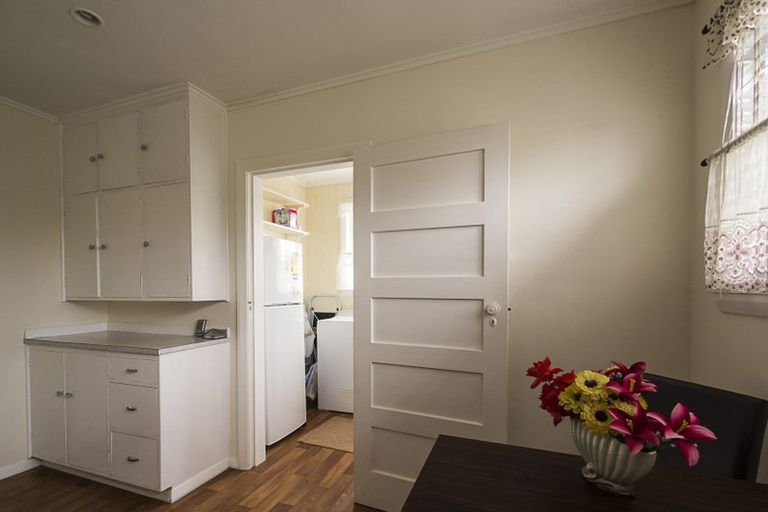 Photo of property in 5 Christian Street, Bryndwr, Christchurch, 8053