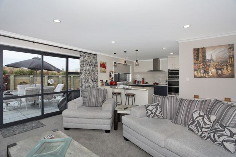 Photo of property in 8 Macdonald Heights, Feilding, 4702