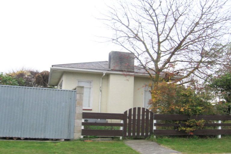 Photo of property in 12 Gebbie Road, Taradale, Napier, 4112